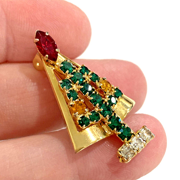 Vintage Christmas Tree Brooch Goldtone Pin with Red Green & White Rhinestones - Picture 3 of 6